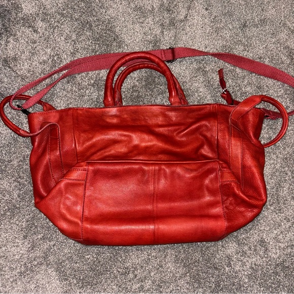 Free People Collection Leslie Leather Tote in Rebel Red - Picture 3 of 4